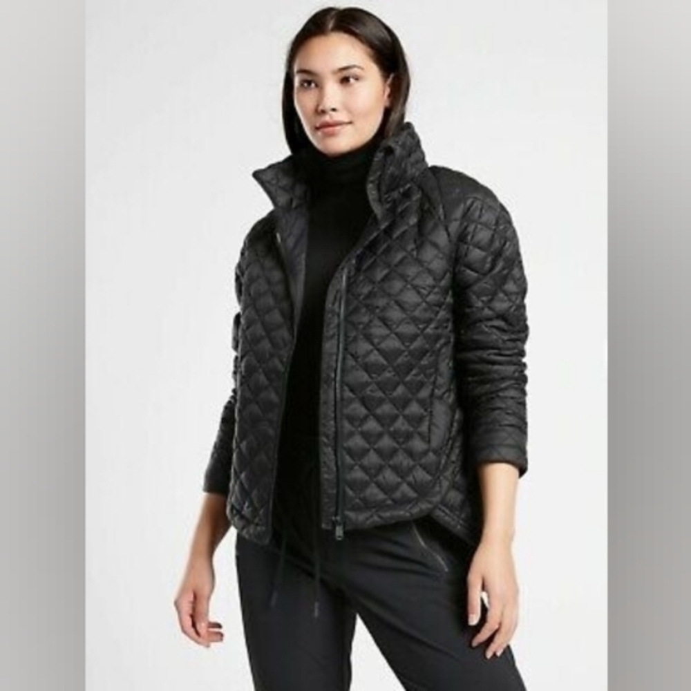 Athleta Women's Black Puffer Jacket